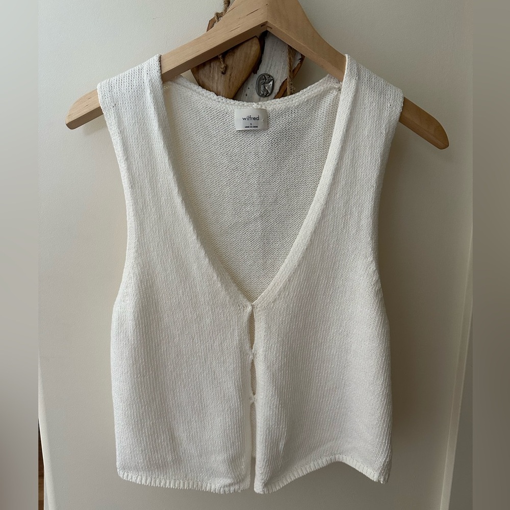 Aritzia Basque Sweater Vest